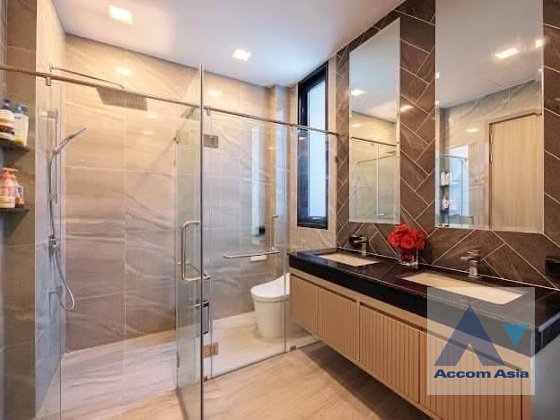 25  5 br House for rent and sale in Pattanakarn ,Bangkok ARL Ban Thap Chang at BELGRAVIA Bangna - Rama 9 AA40820