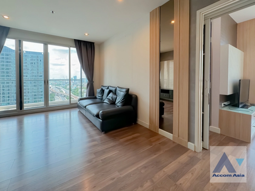 6  2 br Condominium For Sale in Charoen Nakhon ,Bangkok BTS Pho Nimit at The room Sathorn Taksin AA40851