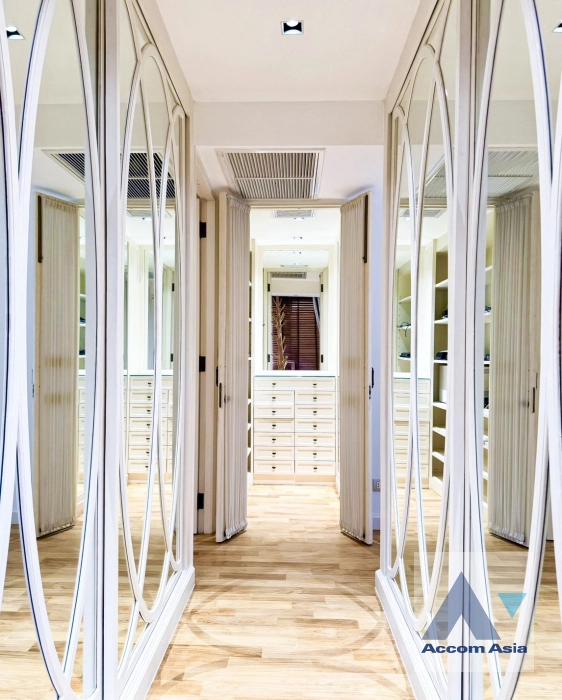 11  1 br Condominium for rent and sale in Ploenchit ,Bangkok BTS Ploenchit at Noble 09 Ruamrudee AA40854