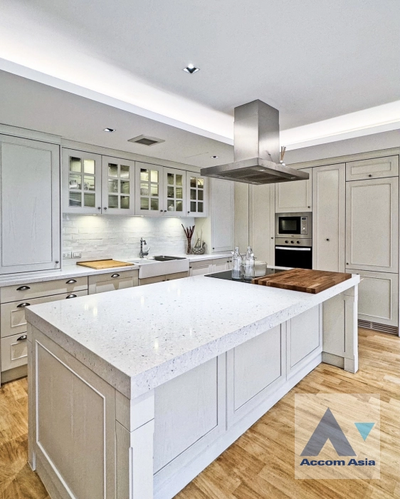  1  1 br Condominium for rent and sale in Ploenchit ,Bangkok BTS Ploenchit at Noble 09 Ruamrudee AA40854