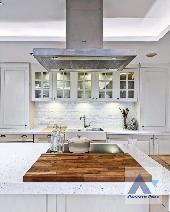 6  1 br Condominium for rent and sale in Ploenchit ,Bangkok BTS Ploenchit at Noble 09 Ruamrudee AA40854