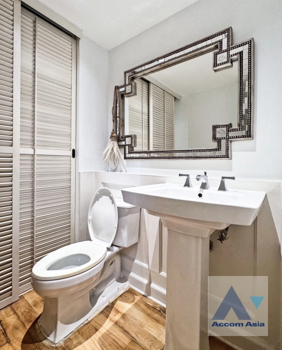 12  1 br Condominium for rent and sale in Ploenchit ,Bangkok BTS Ploenchit at Noble 09 Ruamrudee AA40854