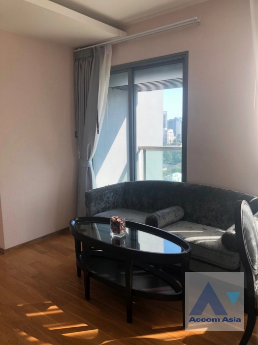 unit 2 Bedrooms  Condominium For Rent in Sukhumvit, Bangkok  near BTS Thong Lo (AA40864)