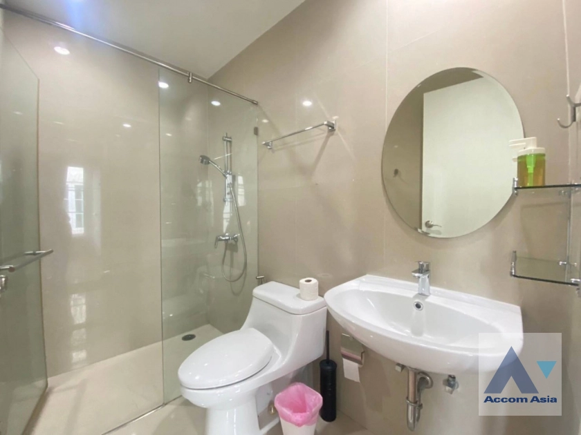 22  3 br Townhouse For Rent in Sukhumvit ,Bangkok BTS Asok - MRT Sukhumvit at In Home Luxury Residence AA40881