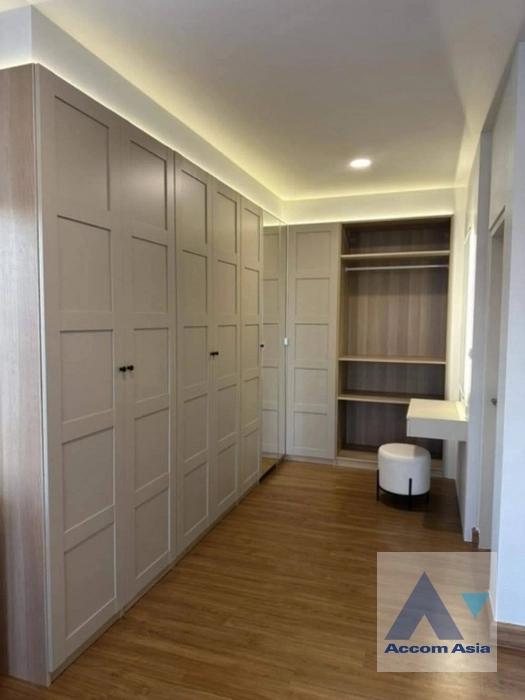 9  4 br House for rent and sale in Samutprakan ,Samutprakan  at Centro Bangna AA40882