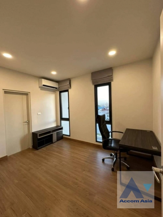 14  4 br House for rent and sale in Samutprakan ,Samutprakan  at Centro Bangna AA40882