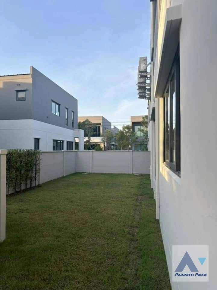 15  4 br House for rent and sale in Samutprakan ,Samutprakan  at Centro Bangna AA40882