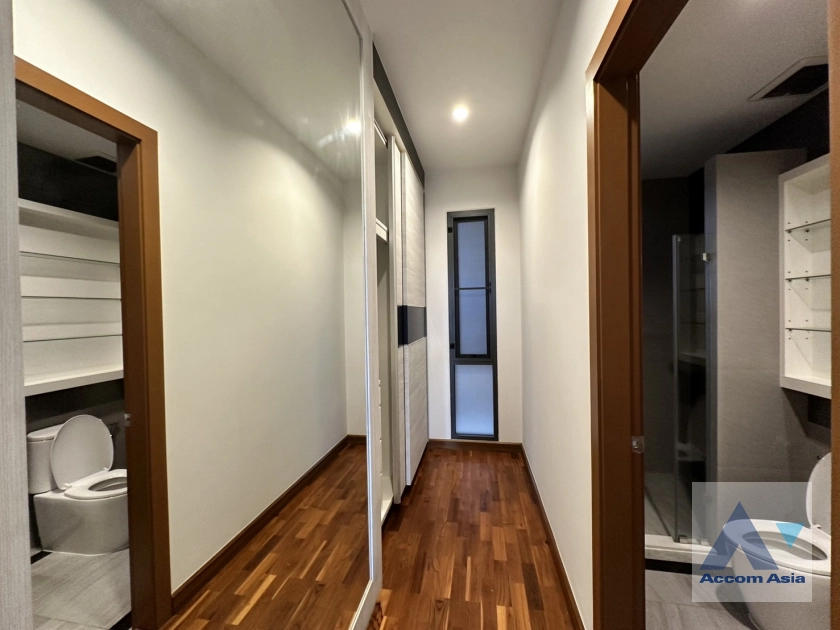 5  4 br House For Rent in Bang Na ,Bangkok BTS Bang Na at House in Compound AA40890