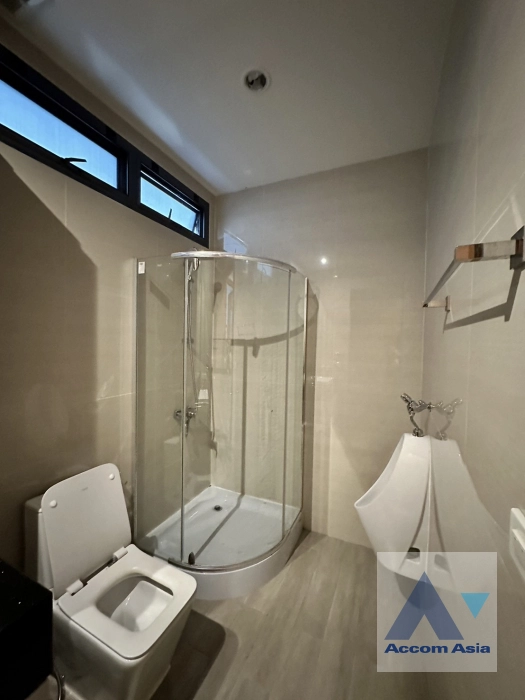 17  4 br House For Rent in Bang Na ,Bangkok BTS Bang Na at House in Compound AA40890