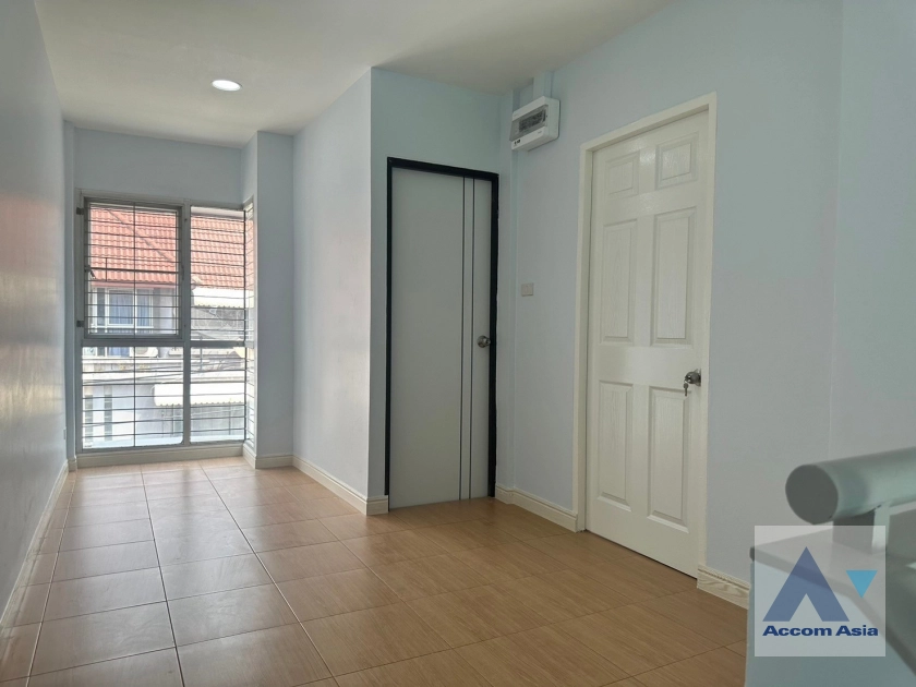 21  3 br Townhouse For Rent in Ratchadaphisek ,Bangkok  at Sinthanee Ratchada Ladprao AA40892