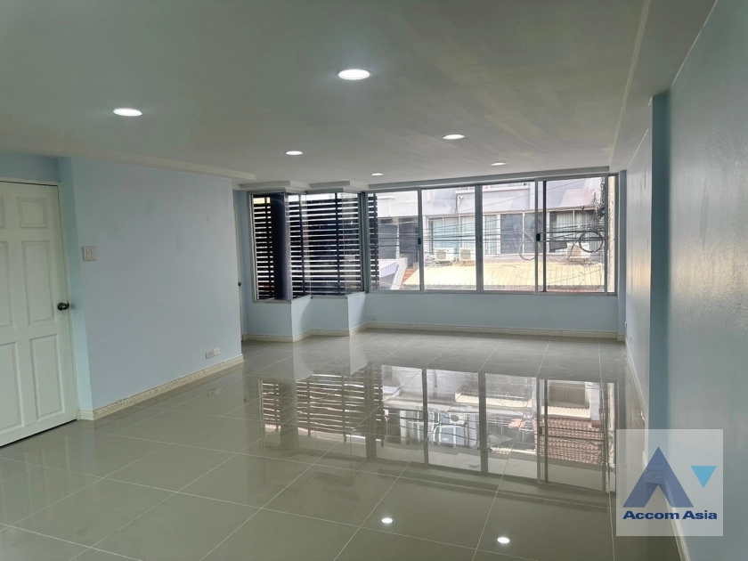  1  3 br Townhouse For Rent in Ratchadaphisek ,Bangkok  at Sinthanee Ratchada Ladprao AA40892