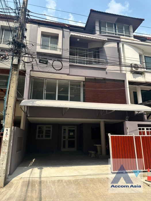  1  3 br Townhouse For Rent in Ratchadaphisek ,Bangkok  at Sinthanee Ratchada Ladprao AA40892