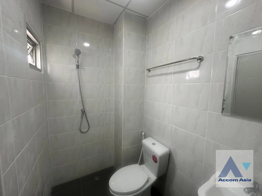 30  3 br Townhouse For Rent in Ratchadaphisek ,Bangkok  at Sinthanee Ratchada Ladprao AA40892