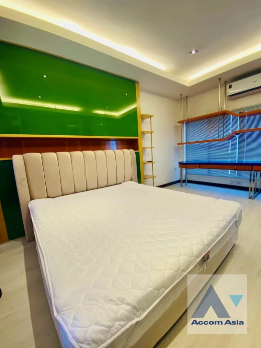 11  5 br House for rent and sale in Pattanakarn ,Bangkok  at Noble Thara Phatthanakan Village AA40896