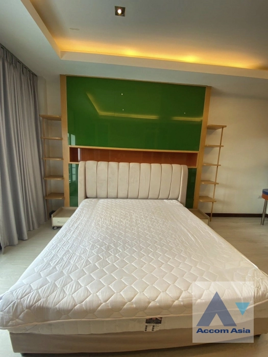 16  5 br House for rent and sale in Pattanakarn ,Bangkok  at Noble Thara Phatthanakan Village AA40896