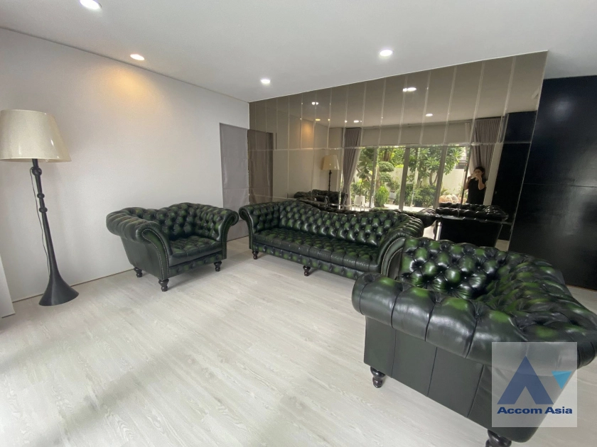 7  5 br House for rent and sale in Pattanakarn ,Bangkok  at Noble Thara Phatthanakan Village AA40896