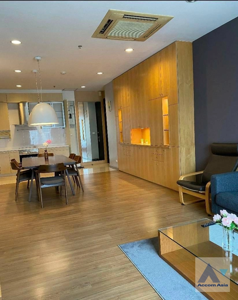 unit 2 Bedrooms  Condominium For Rent in Sukhumvit, Bangkok  near BTS Asok - MRT Sukhumvit (AA40899)
