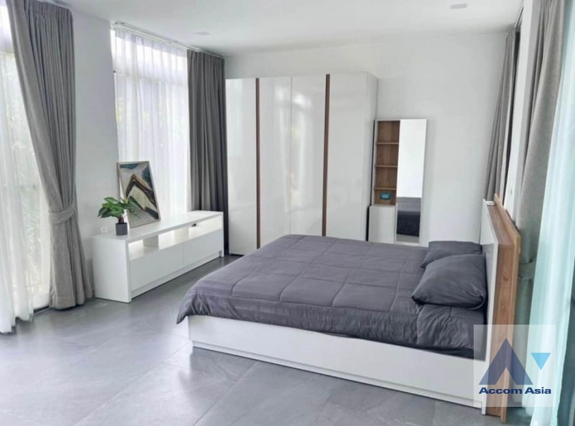 7  3 br House for rent and sale in Latkrabang ,Bangkok ARL Ban Thap Chang at VIVE Rama 9 AA40900