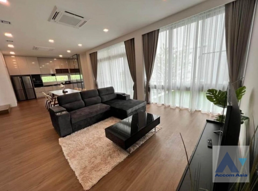 unit 3 Bedrooms  House For Rent & Sale in Latkrabang, Bangkok  near ARL Ban Thap Chang (AA40900)