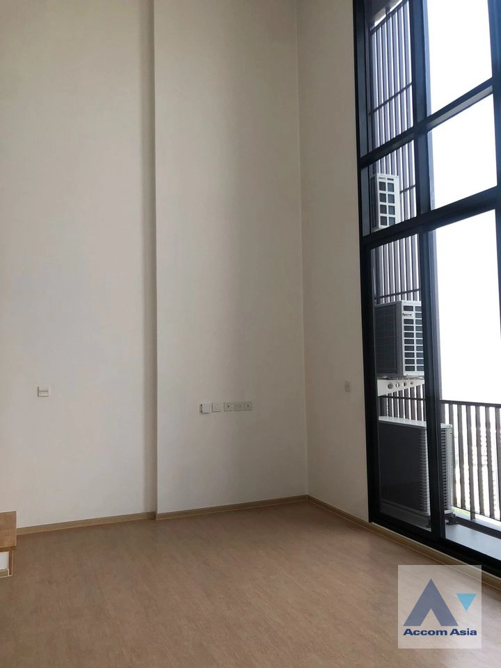 4  2 br Condominium For Sale in Sukhumvit ,Bangkok BTS Ekkamai at Maru Ekkamai 2 AA40908