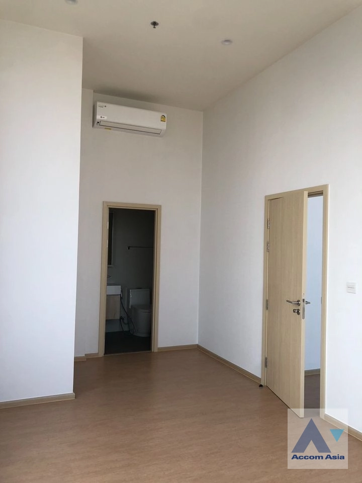 6  2 br Condominium For Sale in Sukhumvit ,Bangkok BTS Ekkamai at Maru Ekkamai 2 AA40908