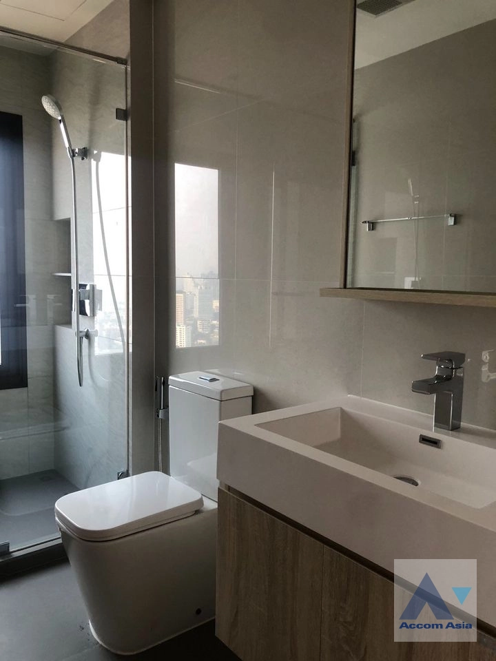 11  2 br Condominium For Sale in Sukhumvit ,Bangkok BTS Ekkamai at Maru Ekkamai 2 AA40908