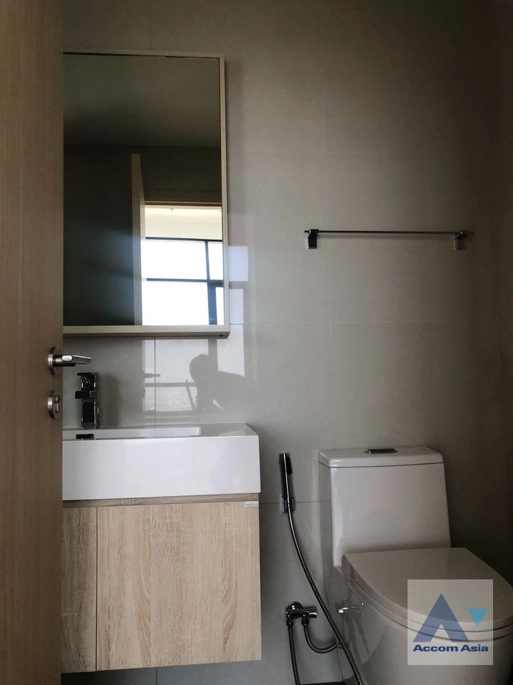 8  2 br Condominium For Sale in Sukhumvit ,Bangkok BTS Ekkamai at Maru Ekkamai 2 AA40908