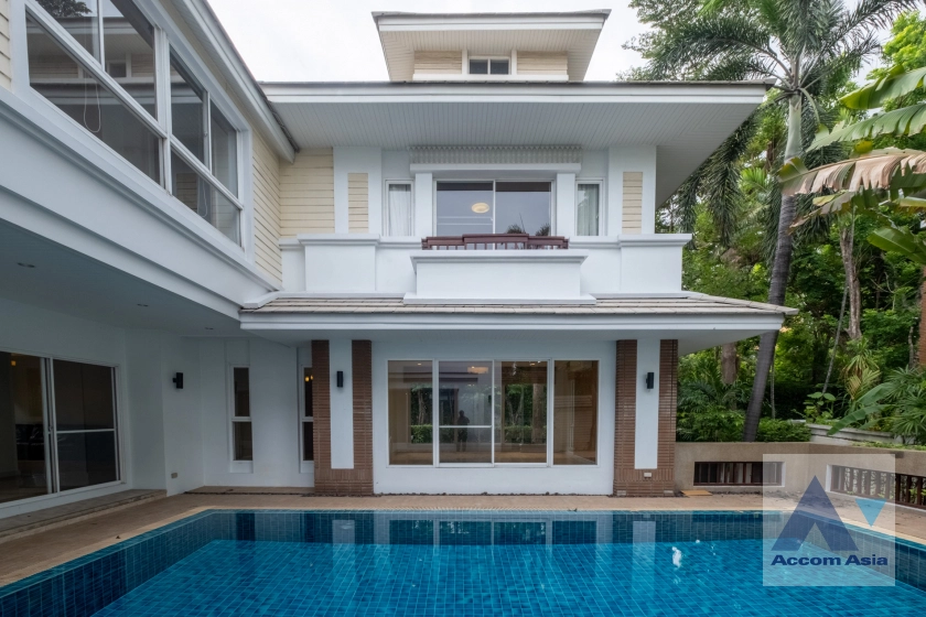 8  4 br House For Rent in Sukhumvit ,Bangkok BTS Thong Lo at Privacy and Peaceful AA40910