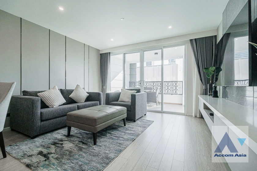  2  2 br Apartment For Rent in Sukhumvit ,Bangkok BTS Ekkamai at New Modern Classic Apartment, Near Main Street AA40916