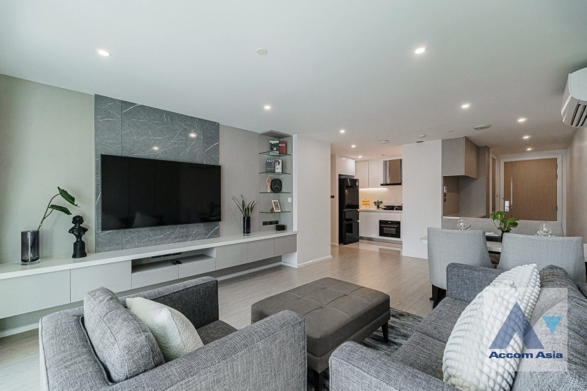 5  2 br Apartment For Rent in Sukhumvit ,Bangkok BTS Ekkamai at New Modern Classic Apartment, Near Main Street AA40916