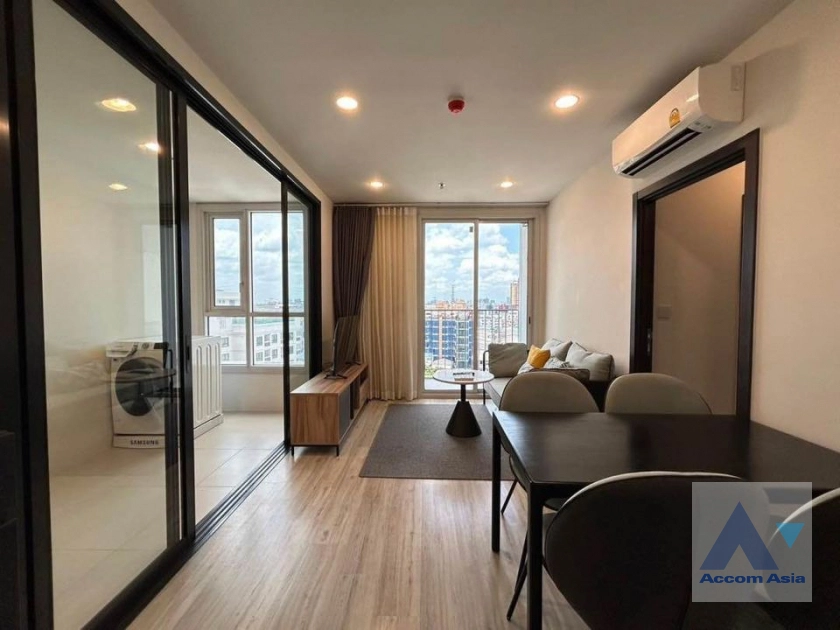 4  2 br Condominium For Rent in Ratchadaphisek ,Bangkok MRT Sutthisan at XT Huaikhwang  AA40922