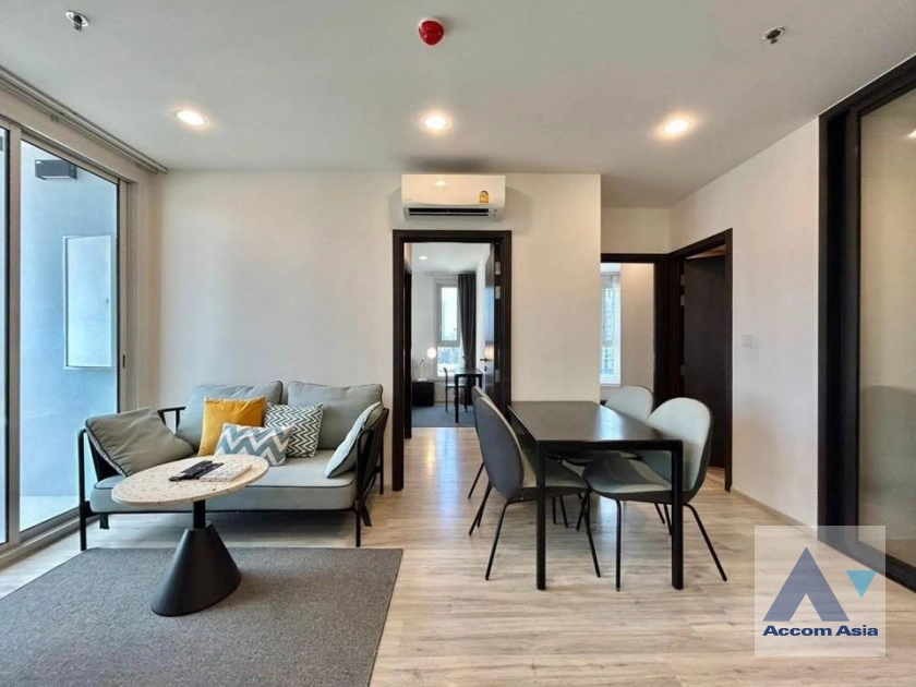  1  2 br Condominium For Rent in Ratchadaphisek ,Bangkok MRT Sutthisan at XT Huaikhwang  AA40922