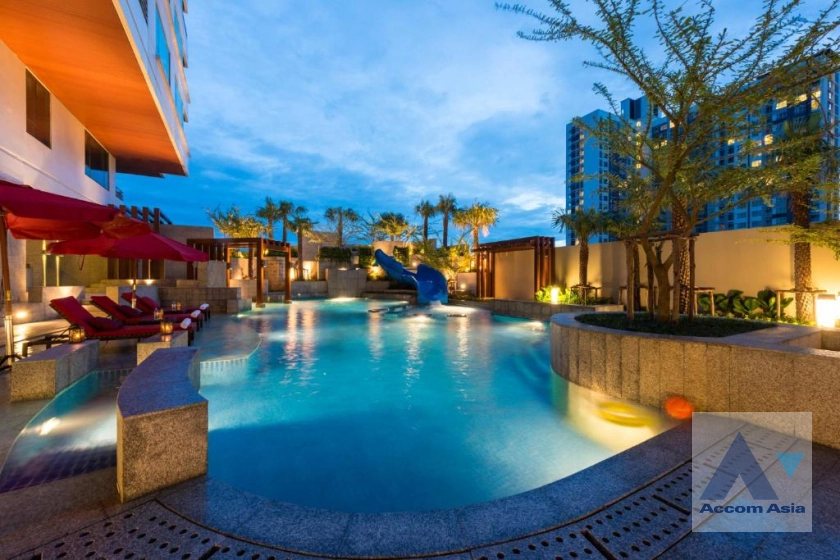 unit 1 Bedroom  Apartment For Rent in Sukhumvit, Bangkok  near BTS Ekkamai (AA40927)