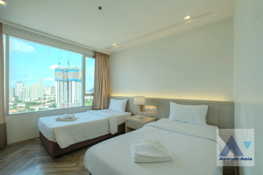 7  2 br Apartment for rent and sale in Sukhumvit ,Bangkok BTS Ekkamai at 5 stars serviced apartment AA40929