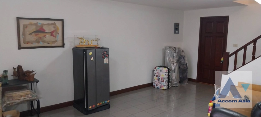 6  3 br Townhouse For Sale in Sukhumvit ,Bangkok BTS Phra khanong AA40938