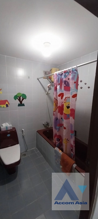 10  3 br Townhouse For Sale in Sukhumvit ,Bangkok BTS Phra khanong AA40938