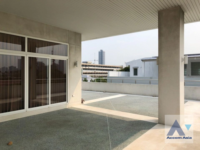 15  6 br House For Rent in Sukhumvit ,Bangkok BTS Bang Chak AA40942