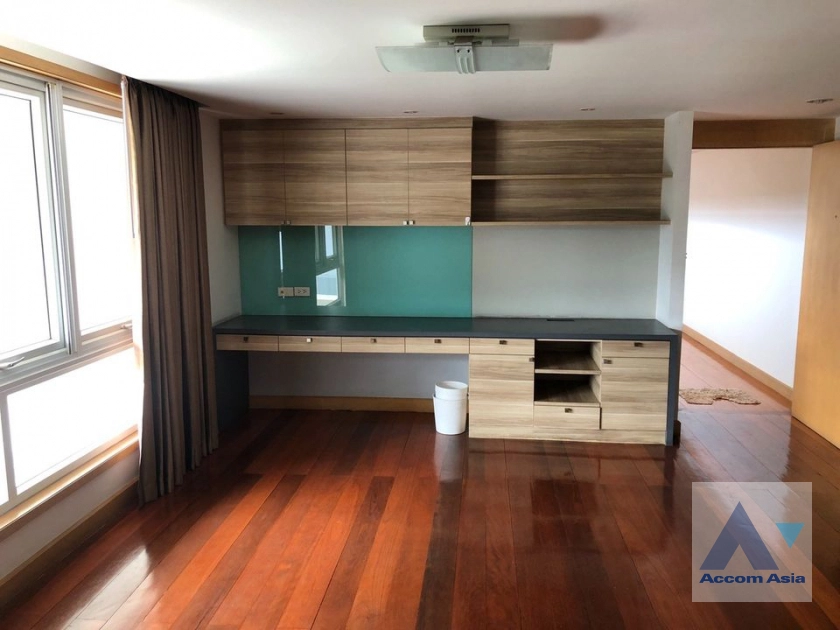 14  6 br House For Rent in Sukhumvit ,Bangkok BTS Bang Chak AA40942