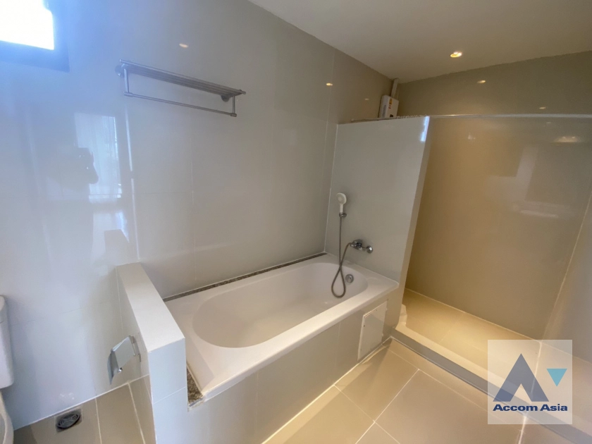 19  4 br Apartment for rent and sale in Sukhumvit ,Bangkok BTS Thong Lo at Comfortable for living AA40952