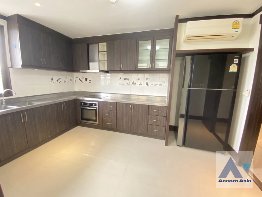 6  4 br Apartment for rent and sale in Sukhumvit ,Bangkok BTS Thong Lo at Comfortable for living AA40952