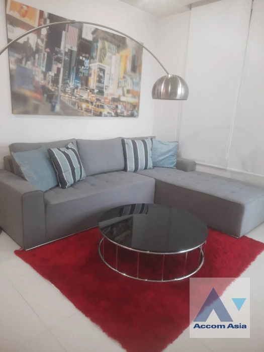  Manhattan Chidlom Condominium  2 Bedroom for Rent BTS Chitlom in Newphetchaburi Bangkok
