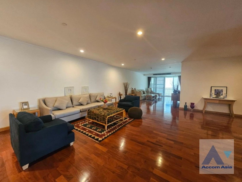  1  3 br Apartment for rent and sale in Sukhumvit ,Bangkok BTS Phrom Phong at Apartment with Top Facilities, Close to Emshere AA40961