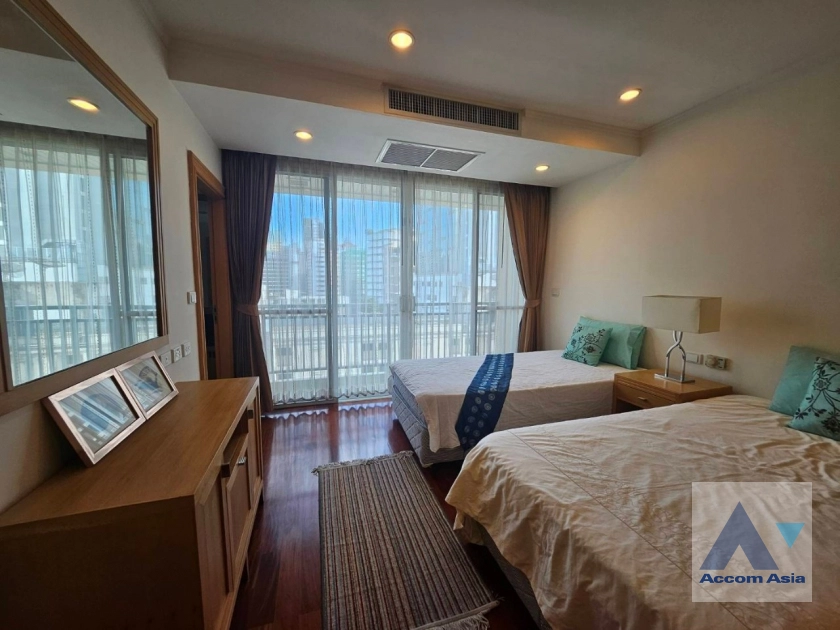 20  3 br Apartment for rent and sale in Sukhumvit ,Bangkok BTS Phrom Phong at Apartment with Top Facilities, Close to Emshere AA40961