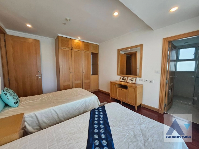 21  3 br Apartment for rent and sale in Sukhumvit ,Bangkok BTS Phrom Phong at Apartment with Top Facilities, Close to Emshere AA40961