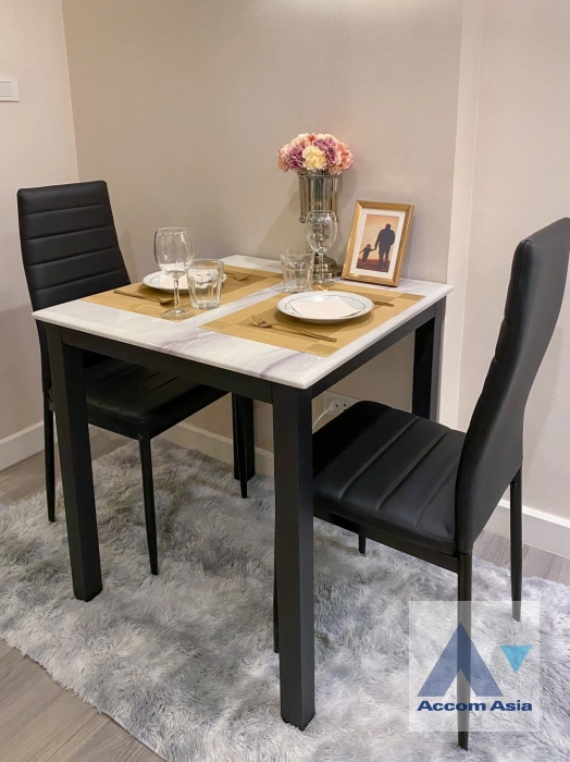 4  1 br Condominium for rent and sale in Charoen Nakhon ,Bangkok  at The Room Wongwian Yai AA40966