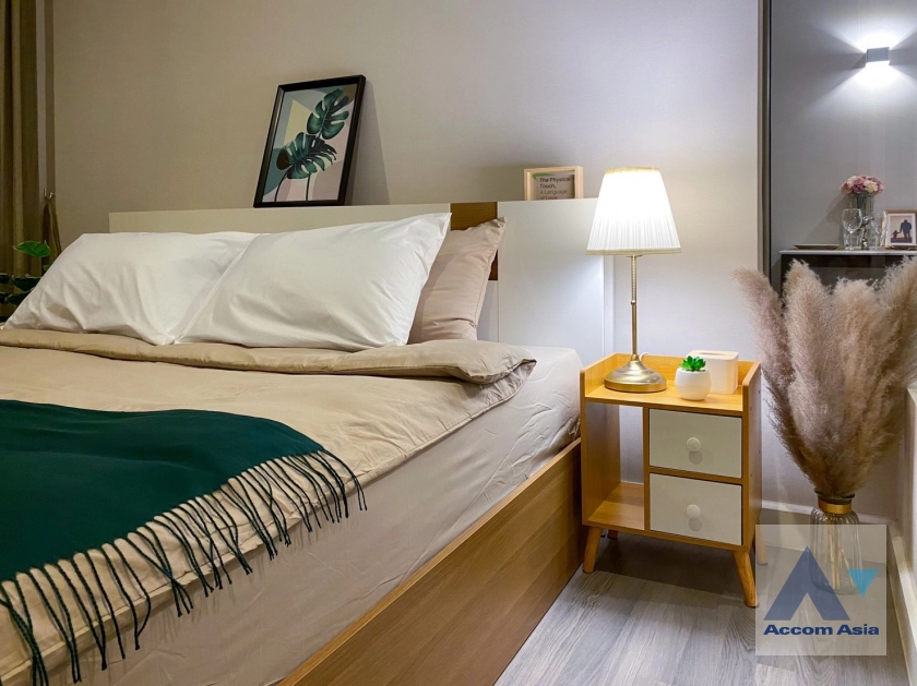 7  1 br Condominium for rent and sale in Charoen Nakhon ,Bangkok  at The Room Wongwian Yai AA40966