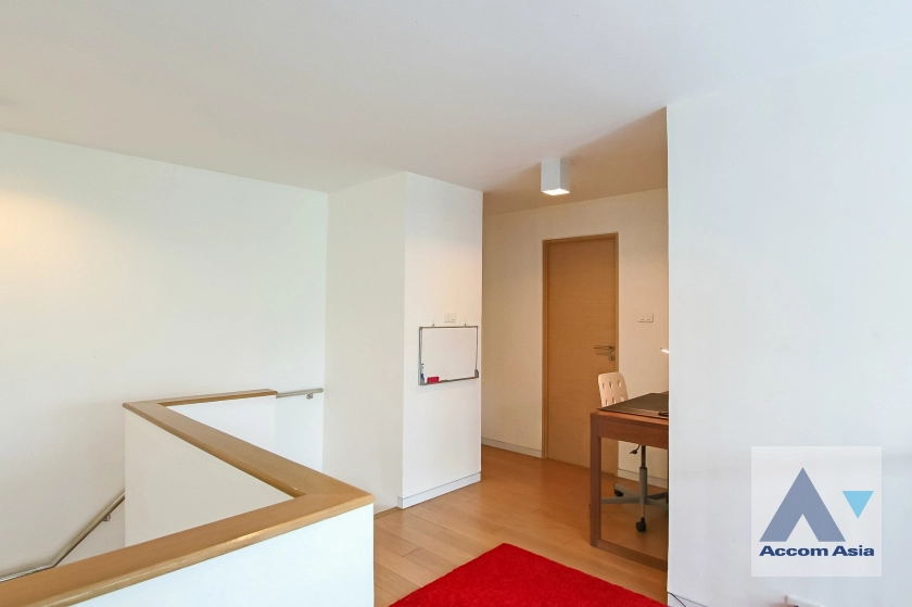 10  2 br Condominium For Sale in Sukhumvit ,Bangkok BTS Phrom Phong at Siamese Thirty Nine AA40967