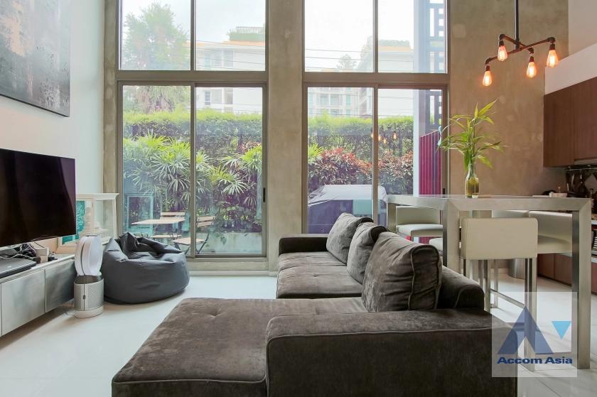  1  2 br Condominium For Sale in Sukhumvit ,Bangkok BTS Phrom Phong at Siamese Thirty Nine AA40967