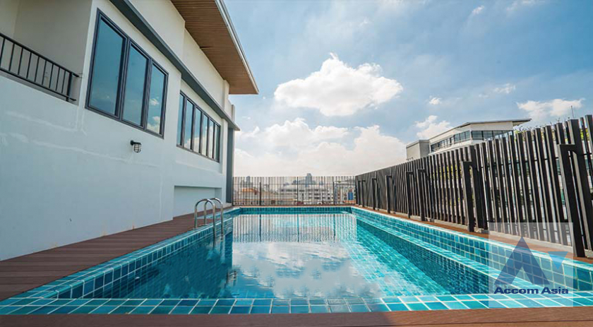  Urban space in Bangkok Apartment  1 Bedroom for Rent BTS Ekkamai in Sukhumvit Bangkok