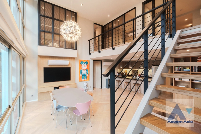 unitDuplex Condo |  4 Bedrooms  Condominium For Sale in Sukhumvit, Bangkok  near BTS Phrom Phong (AA40975)